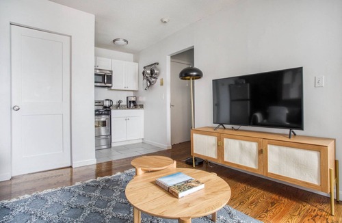 South Boston Apartment | Well-located South Boston 1BR on East Broadway, by Blueground