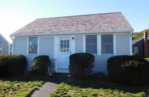 Wellfleet Cottage | Wellfleet Seashore Vacation Cottage (1665)