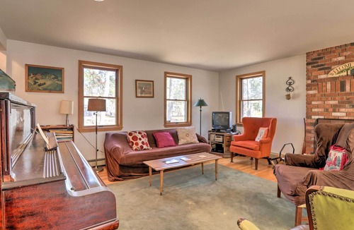 Wellfleet Villa | Wellfleet Villa w/ Deck 1 Mi to Trails & Coastline