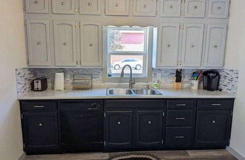 Sioux Falls House | West 39th Retreat - Easy, Central Sioux Falls Stay