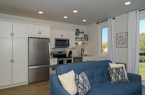 Traverse City Condo | West Bay View: Penthouse Condo in Traverse City