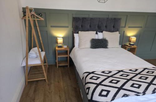 North Shields House | West Beck House Newcastle - Spacious Double Room