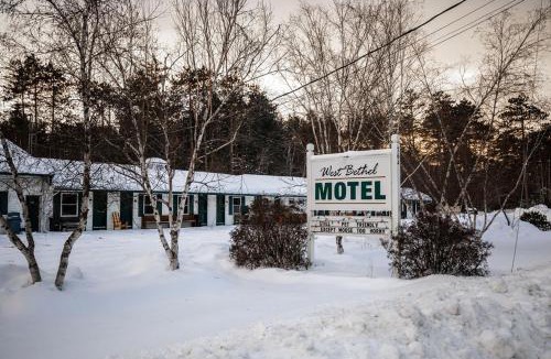 Bethel Hotel | West Bethel Motel