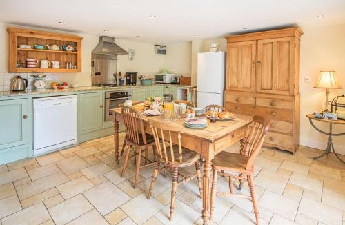 Gunnerton House | West Cottage, Southlands Farm, Gunnerton