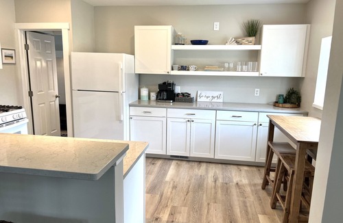 Norton Shores House | West Lake Harbor -home close to Maranatha and Hoffmaster State Park