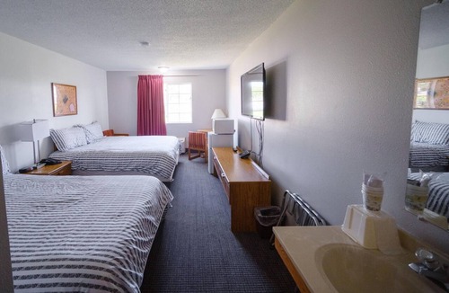Kimball Hotel | Westwood Inn & Suites
