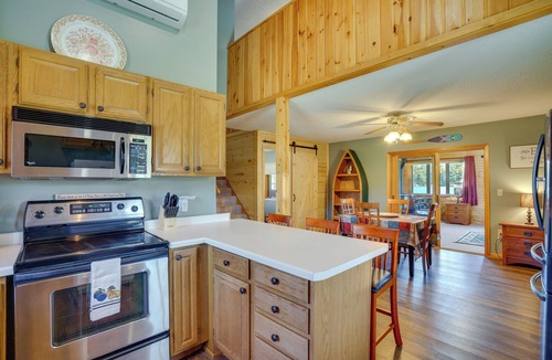 Bone Lake Cottage | 'wet Feet Retreat' Year-round Cabin in Frederic