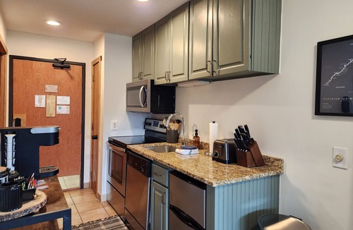 Lutsen Condo | Whirlpool Suite w/Pool, Hot Tub, Hiking, Golfing, & More on Lutsen Mountain