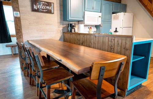 Schnellville House | Whispering Pines Cabin at Patoka Lake