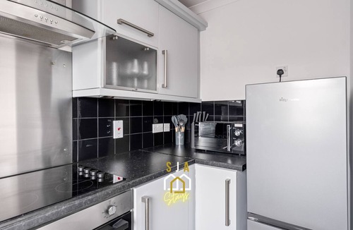 Central Aberdeen Apartment | Whitehall Stay Apartment