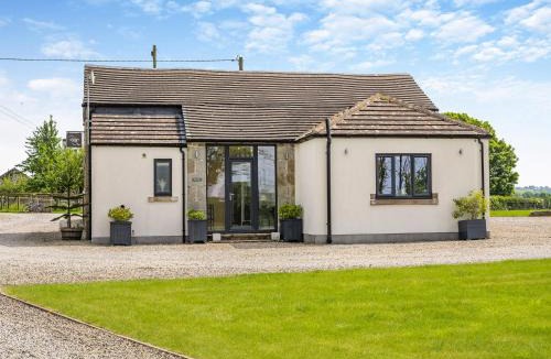 Wing House | Whitehill Barn - Uk47195