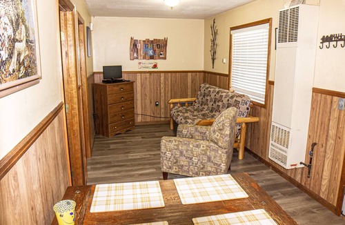 Houghton Lake Resort | Whitetail Family Resort (Bear Cabin)