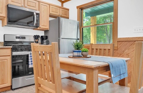 Jeddo Cabin | Whitetail Ridge Cabins | Three Cabin Retreat