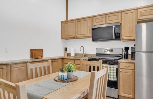 Jeddo Cabin | Whitetail Ridge Cabin 3
