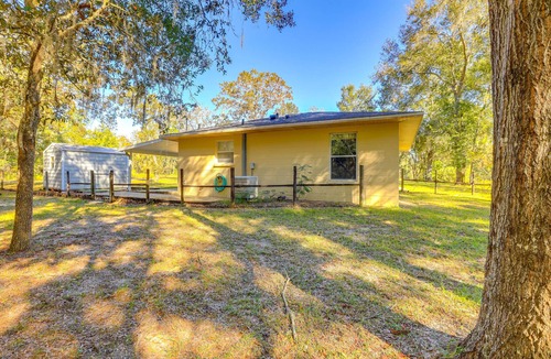 Williston Highlands House | Williston Home w/Yard: 6 Mi to Devil’s Den Spring