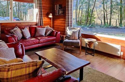 Rashfield House | Willow Lodge