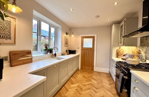 Whitley Bay House | Windsor Luxury Coastal Retreat Whitley Bay Sleeps 9