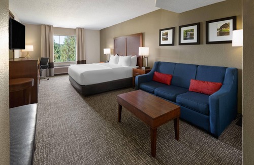 Grove City Hotel | Wingate by Wyndham Grove City