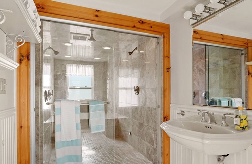 Salisbury Cottage | Winter Rental Avail. Oceanfront Custom Cottage Direct Beach Access