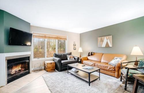 Thompsonville House | Wintergreen Condo, Unit 540