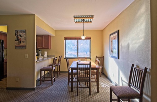 Wisconsin Dells Villa | Wisconsin Dells | Pool & Waterpark Access | 2BR Villa