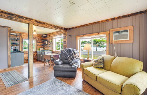 Stone Lake Cabin | Wisconsin Lakeside Cottage w/Deck, Views