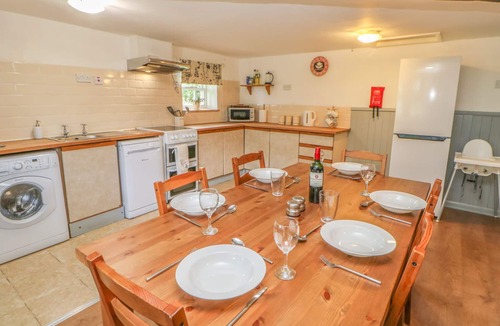 Witton-le-Wear House | WITTON VIEW COTTAGE, pet friendly, with a garden in Hamsterley