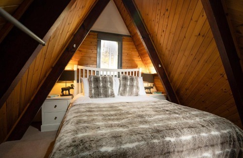 Carrbridge House | Wolf Lodge
