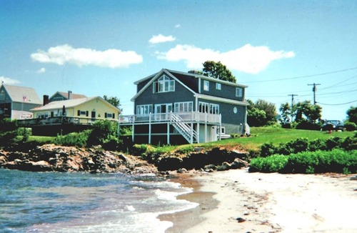 Biddeford Pool House | Wonderful Waterfront Home! Available from September 12th and October 2026