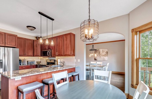 Green Bay House | Wooded Cul-De-Sac Oasis
