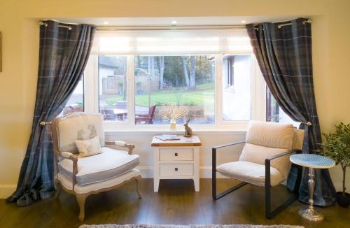 Woodend House | Woodland House