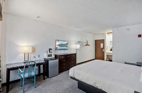 Greenwich Hotel | Woodland Inn and Suites Extended Stay