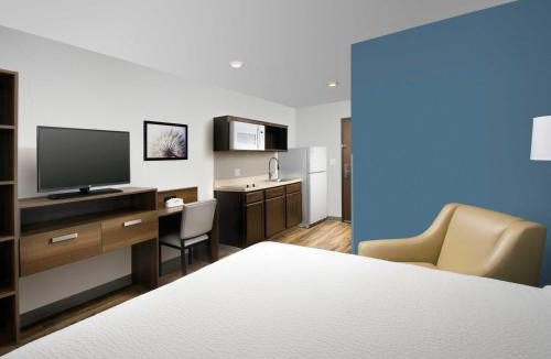 Fargo Hotel | WoodSpring Suites Fargo North Near NDSU