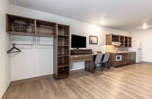 Castleton Hotel | WoodSpring Suites Indianapolis Castleton