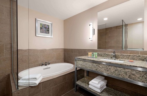 Boalsburg Hotel | Wyndham Garden State College