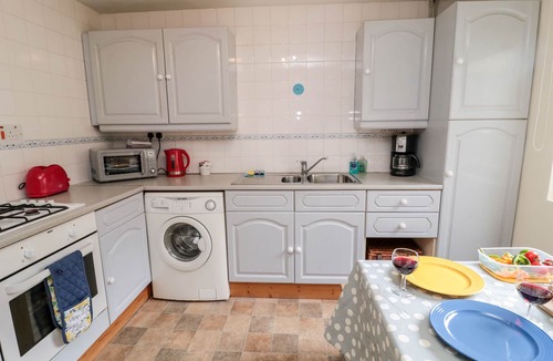 Wooler Cottage | YORK COTTAGE, pet friendly, with a garden in Wooler