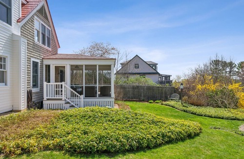 York Harbor House | York Harbor Tranquility - Walk to Beach, Scenic Trails and Dining