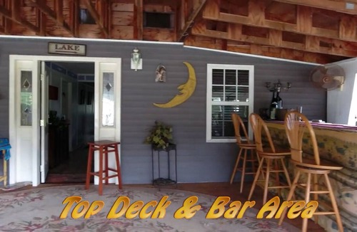 Monticello House | Your Country Home - Just 1/4 Mile From Lake Cumberland! Professionally Cleaned