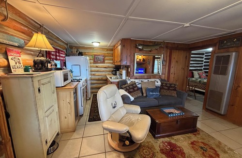 Lac du Flambeau Cabin | Your Little Bit O’ Heaven: Historic Lakefront Log Cabin, Sandy Beach & Stars
