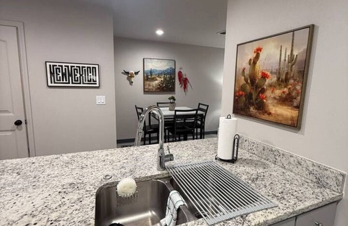Clovis Apartment | Zia Cozy Comfort Stay