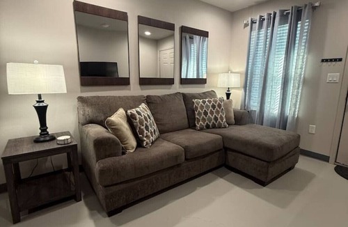 Clovis Apartment | Zia Cozy Comfort Stay