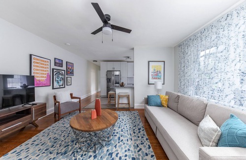 Avondale Apartment | Zooview Haven: A Family Retreat
