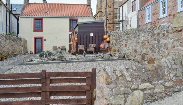 1 bedroom accommodation in Cellardyke, near Anstruther