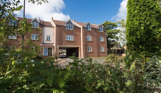 1 Eureka Mews, Plawsworth