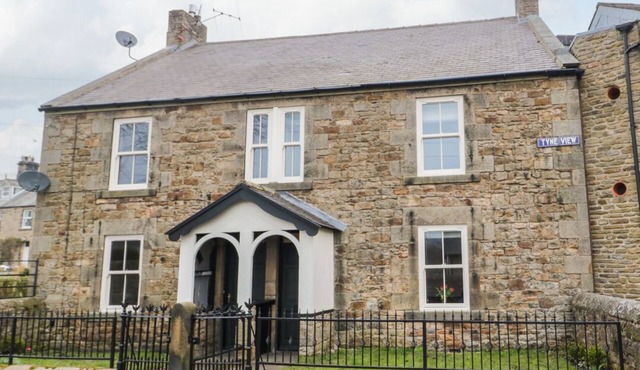 1 Tyne View, Bellingham. 3 bed