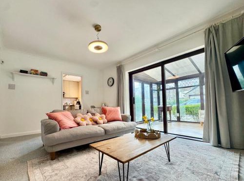 2 Bed House - Near Central Sheffield - Fast Wi-Fi