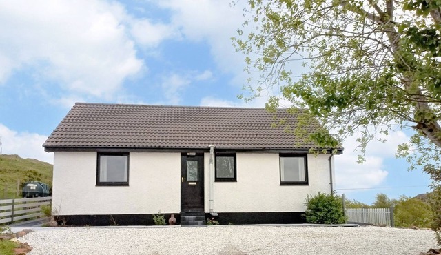 2 bedroom accommodation in Isle Ornsay