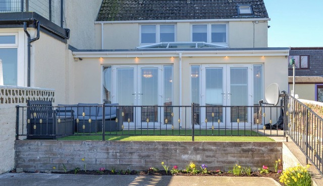 2 bedroom accommodation in Stranraer