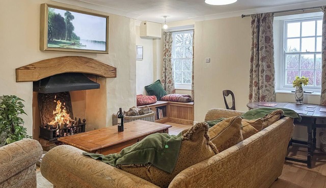 2 bedroom accommodation in Lochside