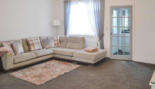 2 bedroom accommodation in Lynemouth, near Creswell